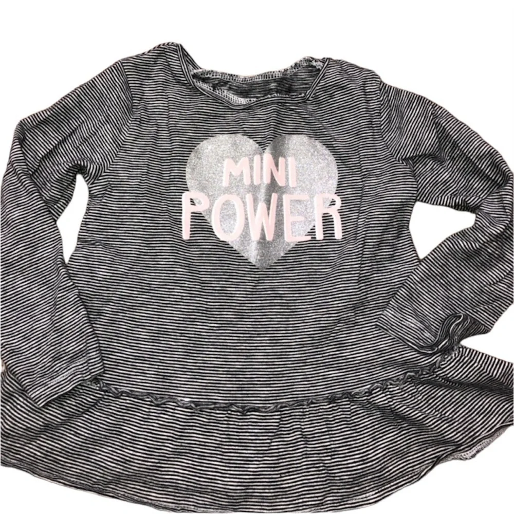 Carter’s Little Girls 2T Mini Power Long Sleeve Glitter Top